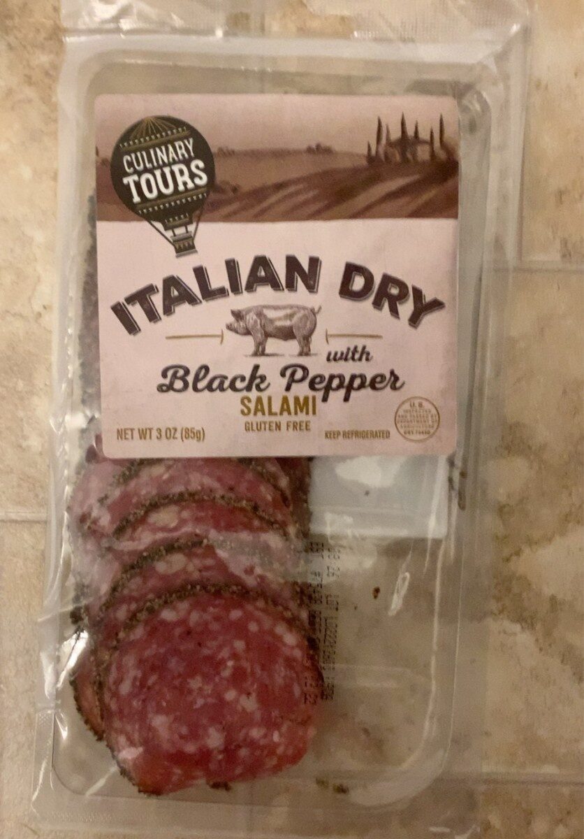 Italian dry salami with black pepper - Product