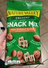 Oats 'n peanut butter crunchy granola snack mix - Produkt