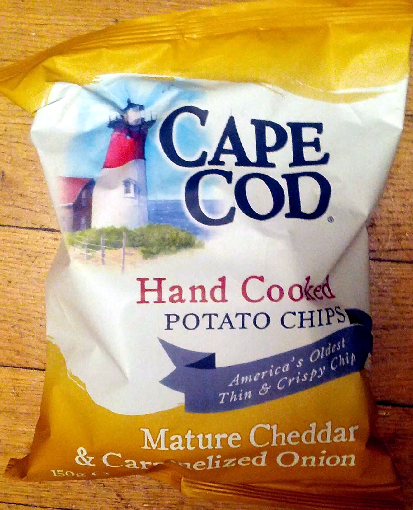 Hand Cooked Potato Chips Mature Cheddar & Caramelized Onion - Produit