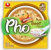 Pho beef rice noodle soup wtth sriracha - Producto