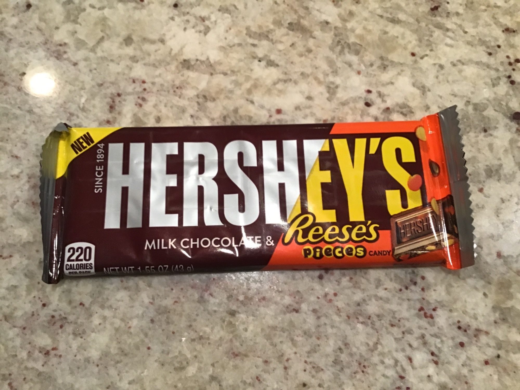 Hershey's ft Reese's - Product