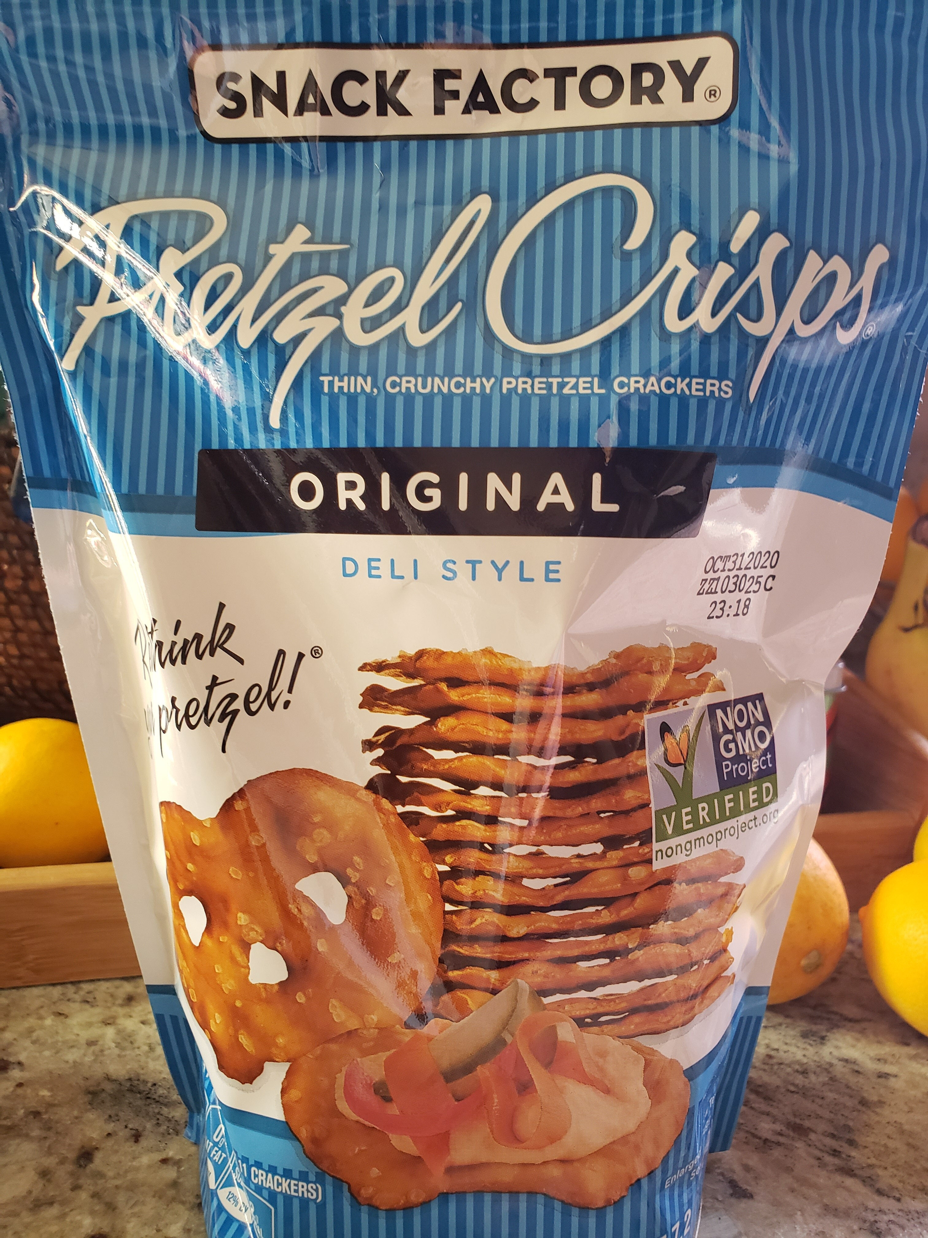 Deli style thin, crunchy pretzel crackers - Product