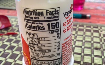 Yoplait Original Key Lime Pie Low Fat Yogurt - Nutrition facts