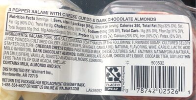 3 pepper salmi with cheese curds and dark chocolate almonds - Nutrition facts