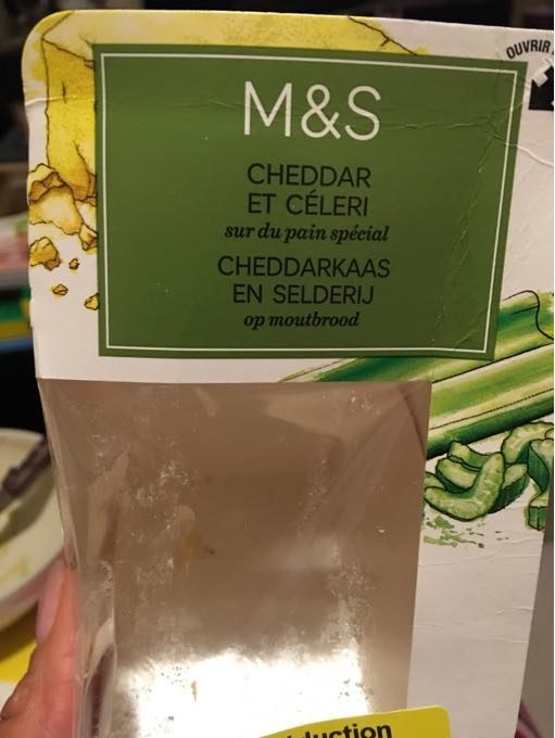 Sandwich Cheddar et Celeri - Product - fr
