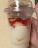 Strawberry/banana yogurt parfait - Product