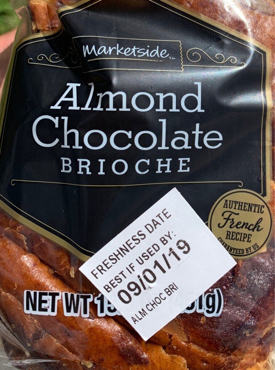 Almond chocolate brioche - Product - fr