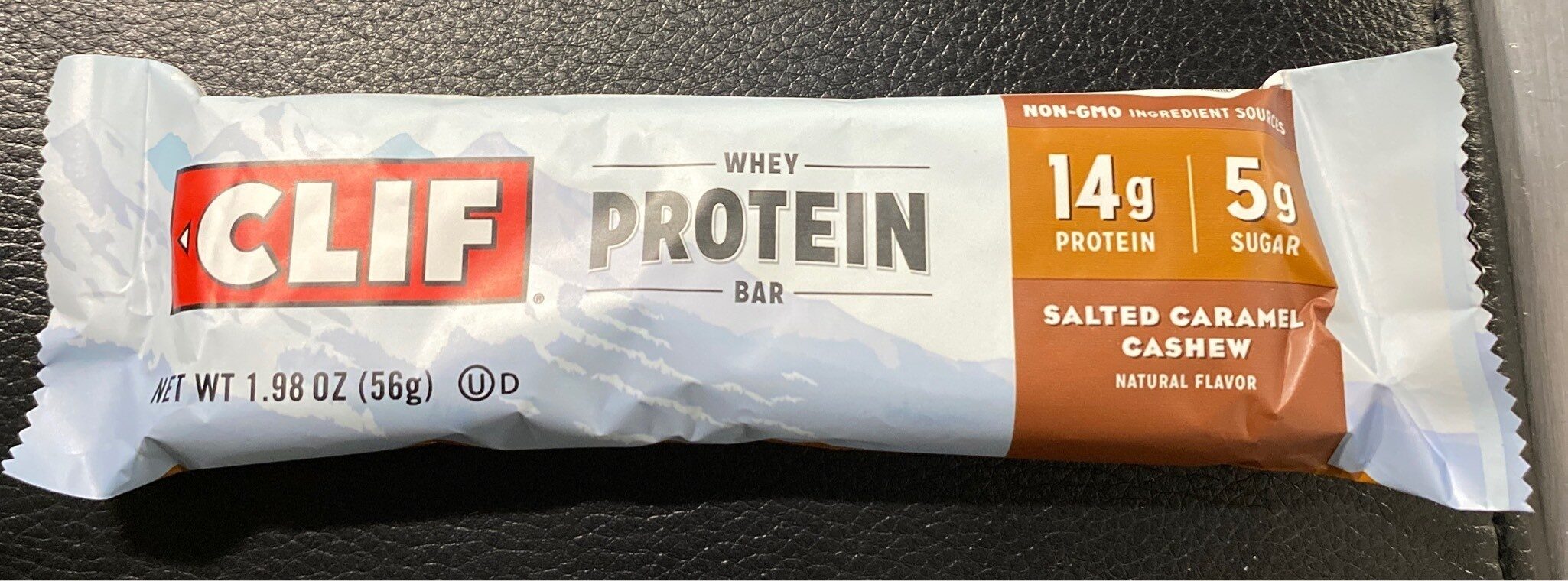whey protein bar, salted caramel cashew - Product