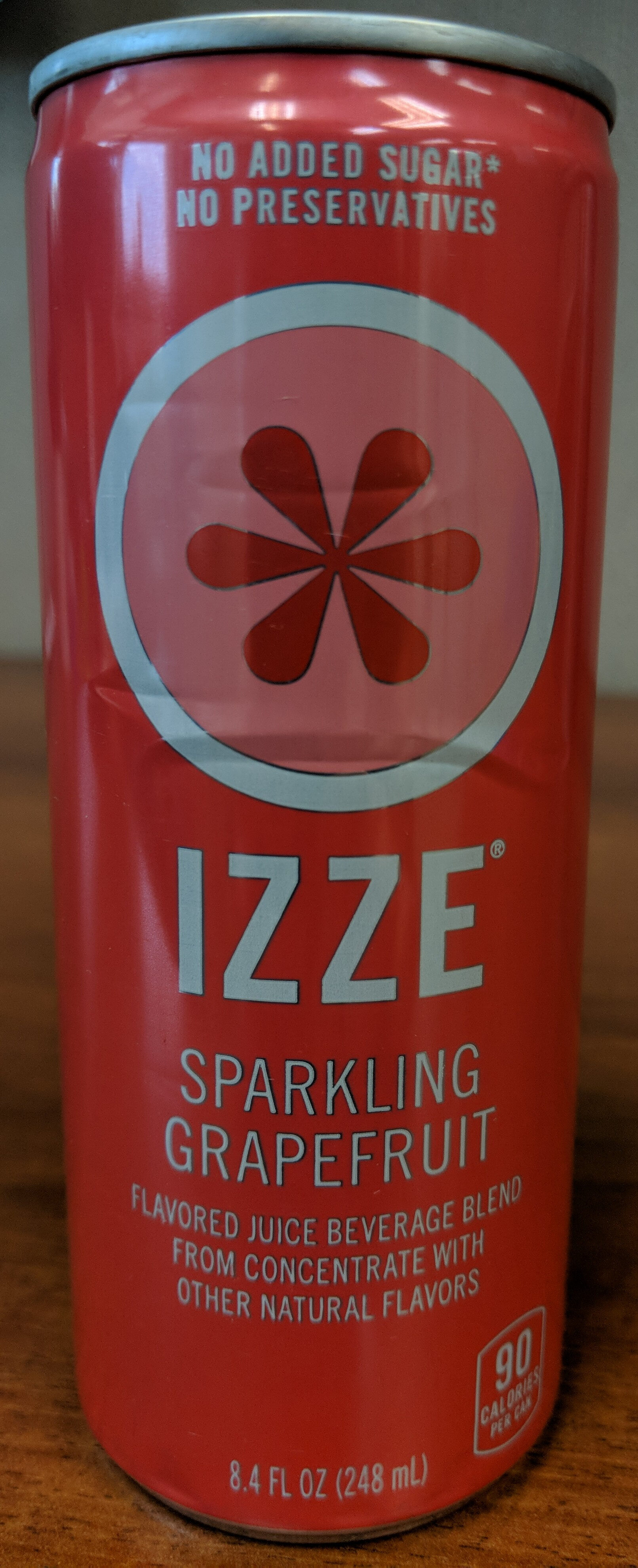 Sparkling grapefruit flavored juice beverage blend from concentrate, grapefruit - Producto - en