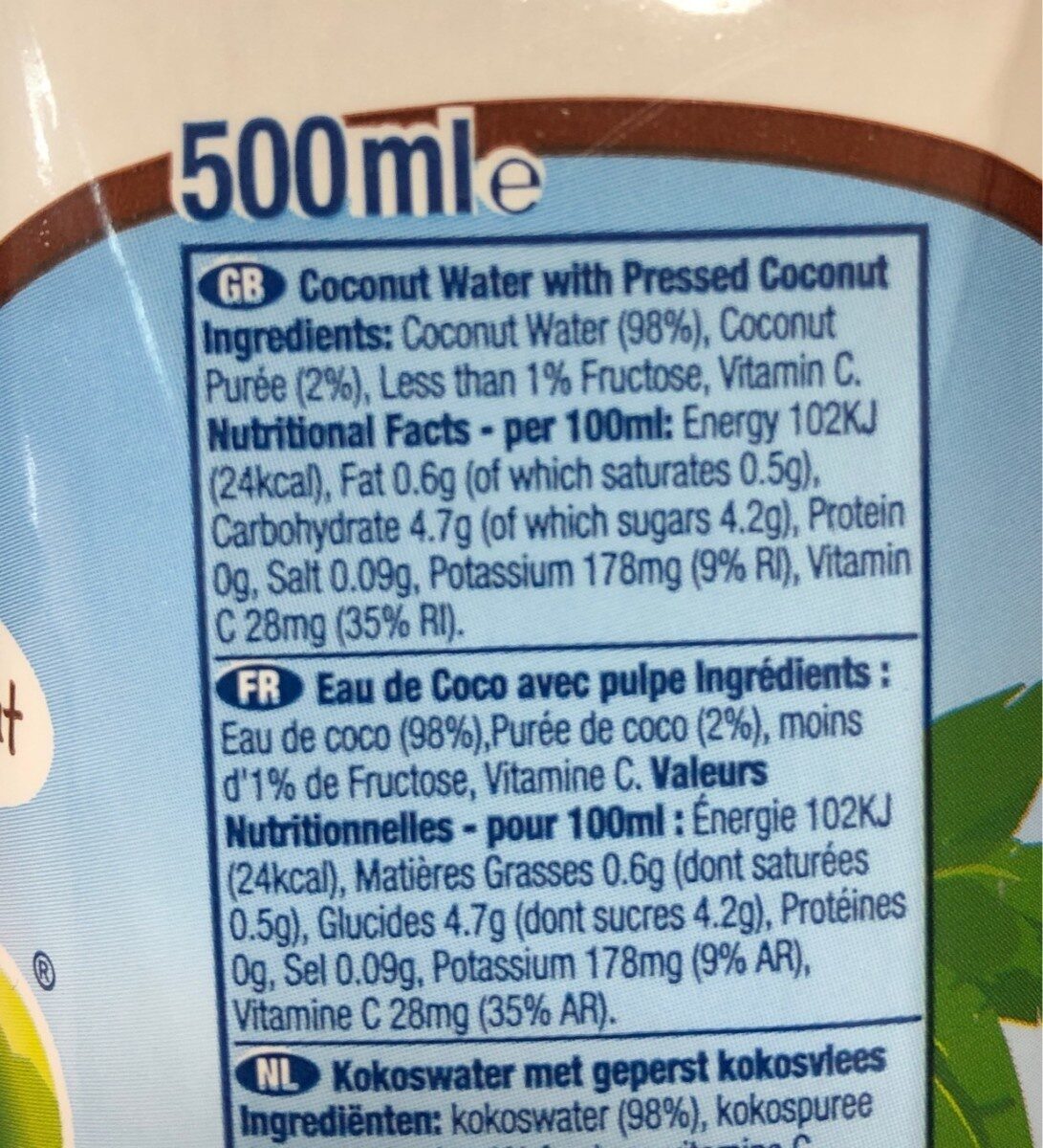 Coconut water with pressed coconut - Nutrition facts - fr
