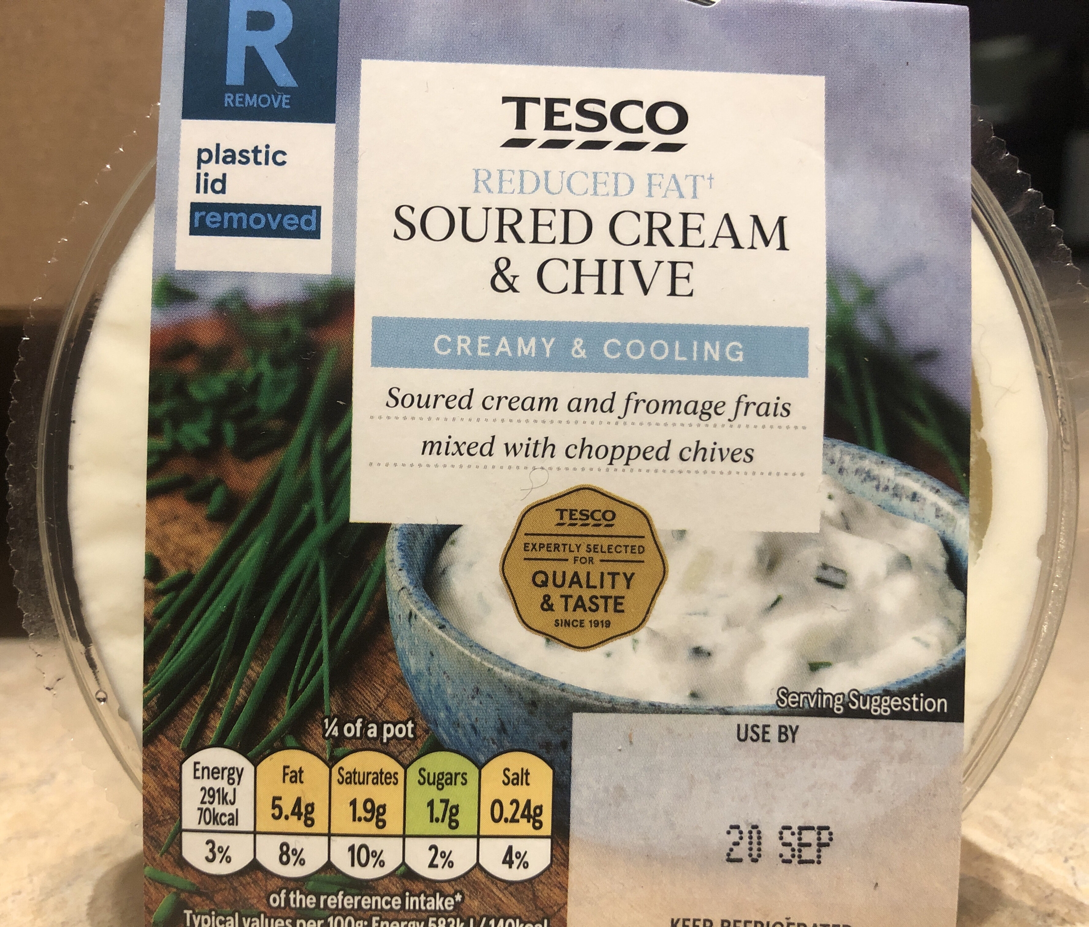 Reduced fat soured cream and chive - Product