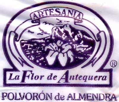 Polvorones con grasa vegetal "La Flor de Antequera" - Tableau nutritionnel - es