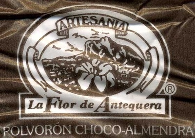 Polvorones de chocolate con grasa vegetal "La Flor de Antequera" - Tableau nutritionnel - es