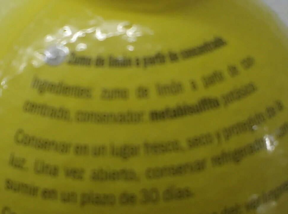 Zitronensaft aus Zitronensaftkonzentrat - Ingredientes