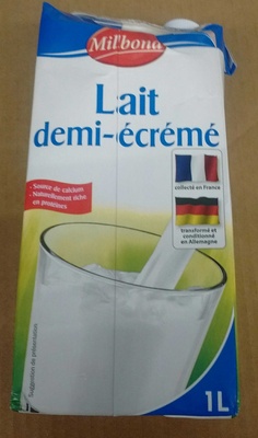 Lait demi-écrémé stérilisé UHT - Product - fr
