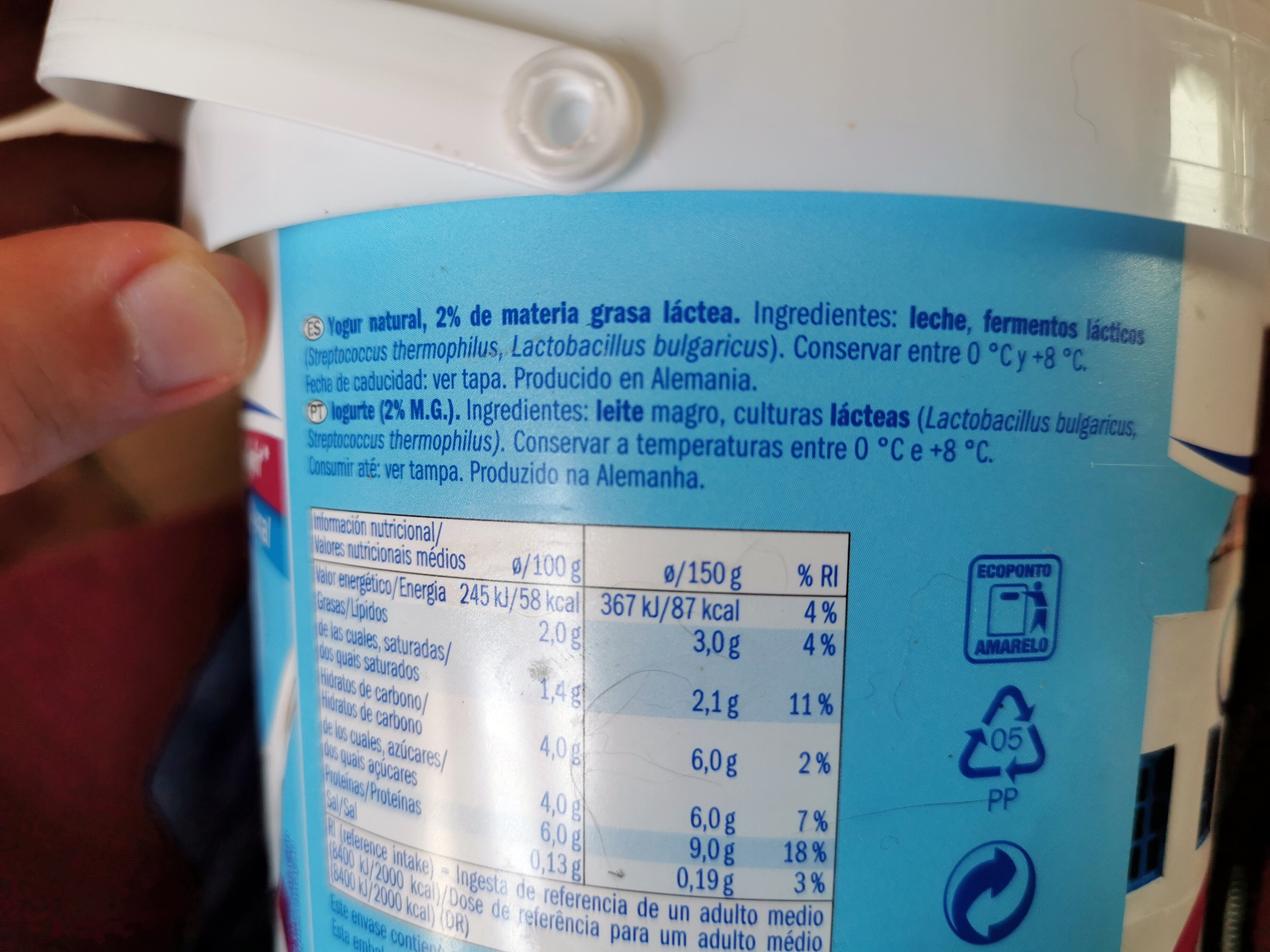 Yogurt Greek Natural Light - Información nutricional