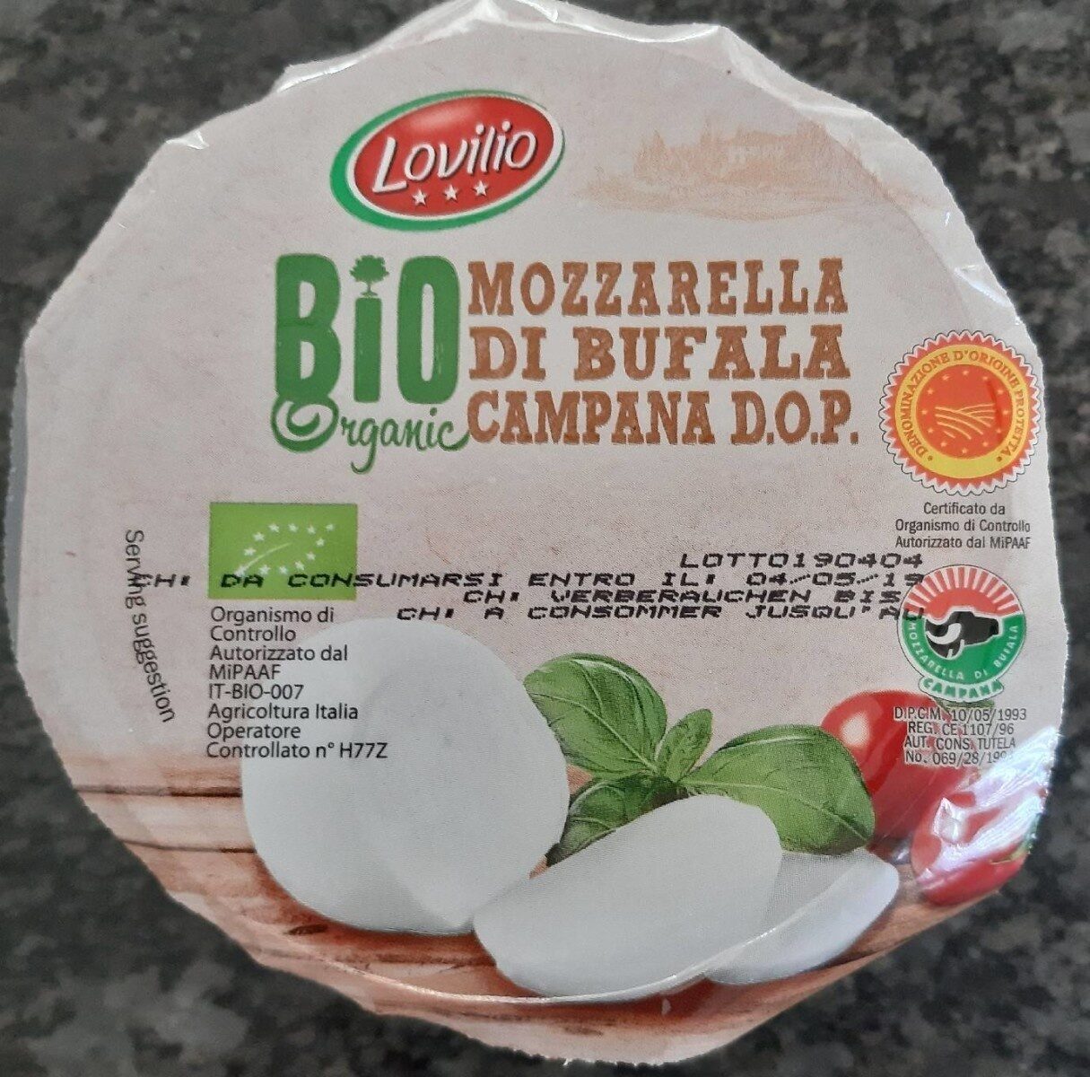 Mozzarella di bufala campana - Product - fr