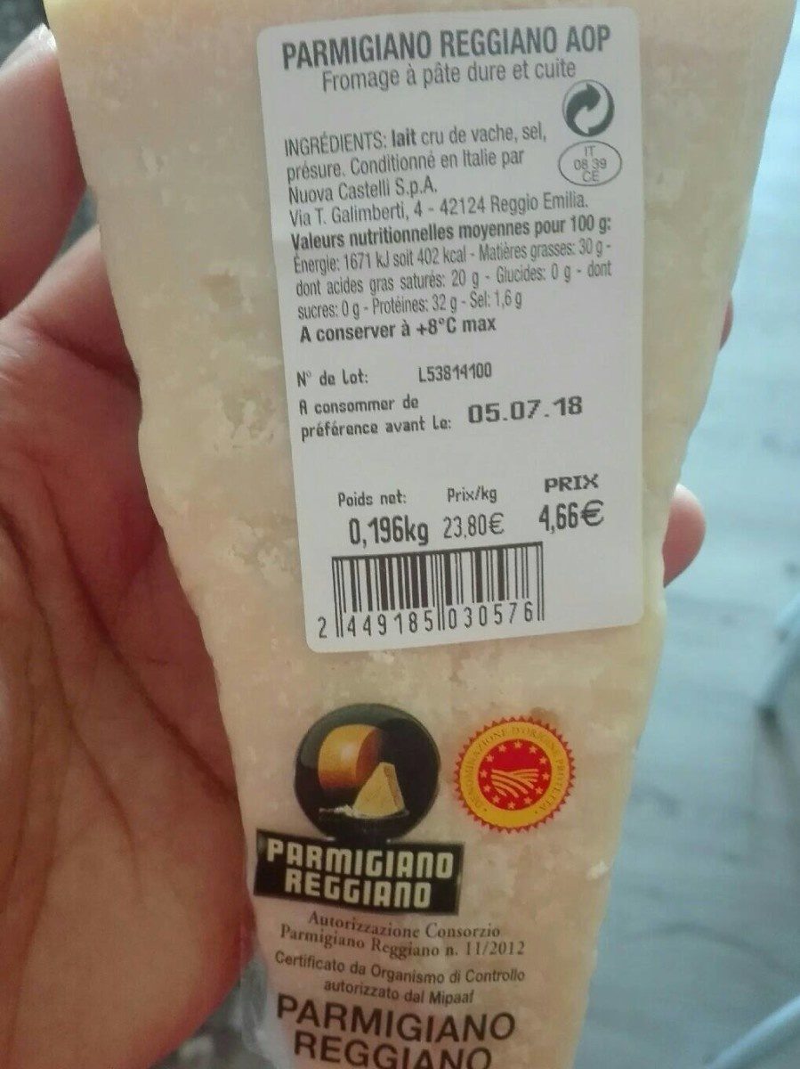 Parmigiano reggiano AOP - Product - fr