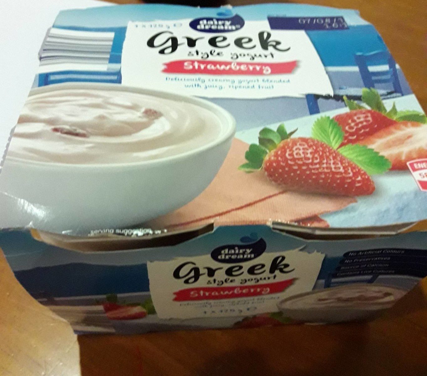 Greek style yogurt strawberry - Product