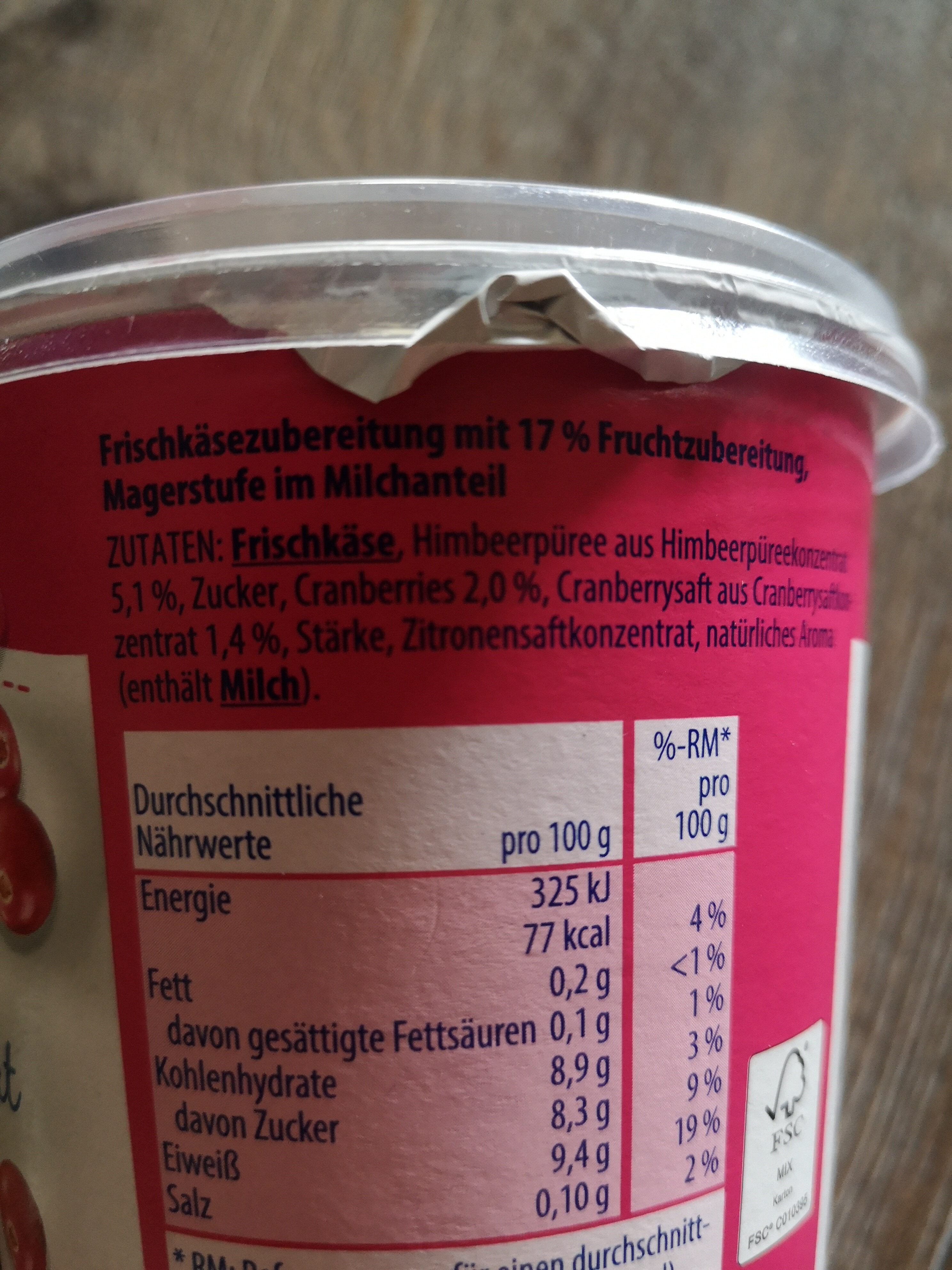 Skyr isländische Art Himbeere - Cranberry - Ingredients - de