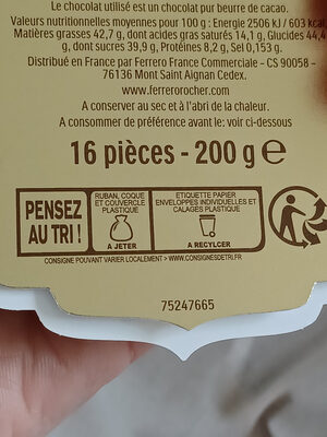 Ferrero Rocher gaufrettes chocolat au lait et fourrées noisettes cloche x16 - 200g - Instruction de recyclage et/ou informations d'emballage