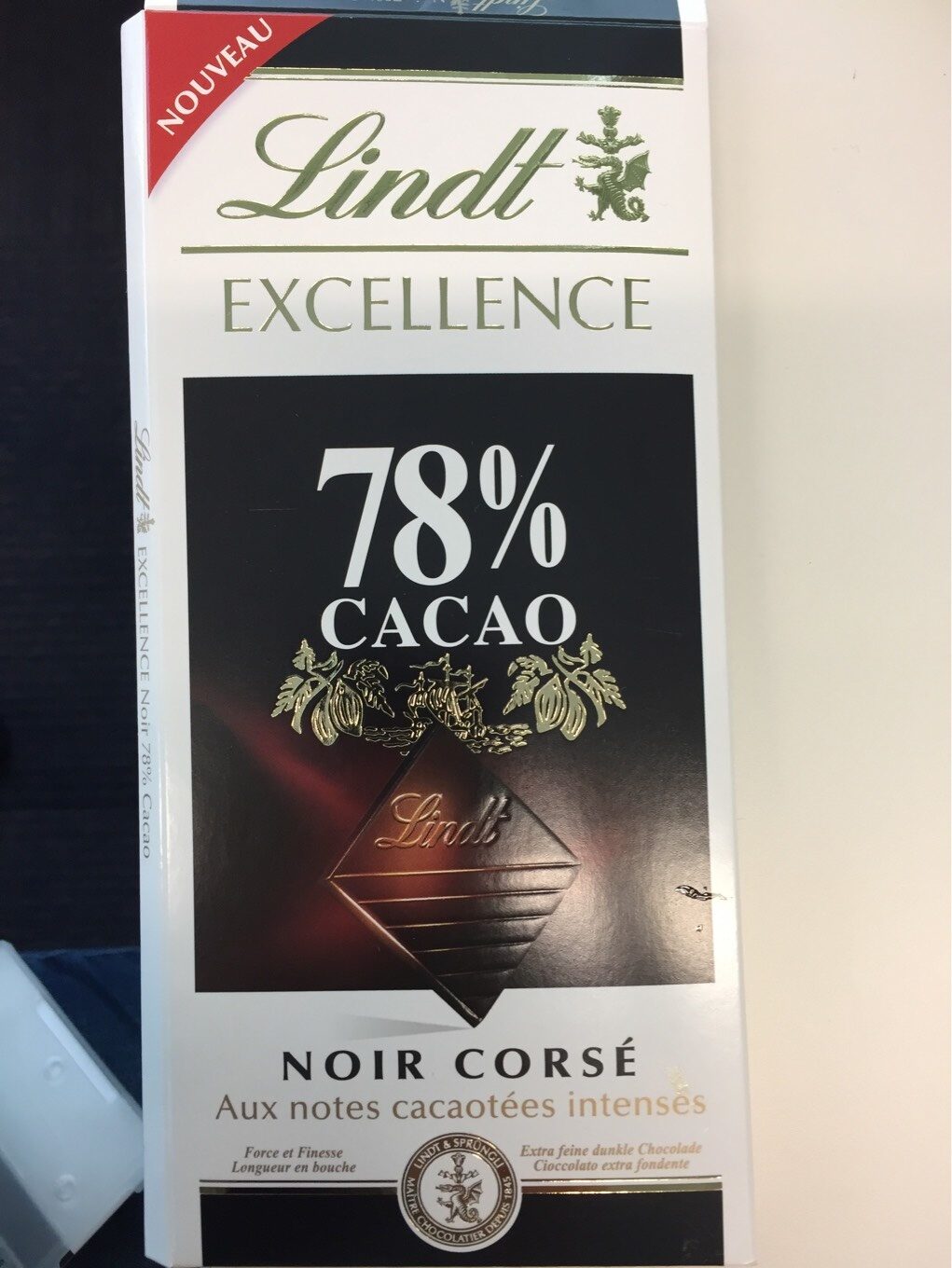 Chocolat noir extra-fin, traditionnel. - Producte - en