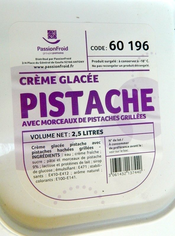 Crème Glacée Pistache avec Morceaux de Pistaches Grillées - نتاج - fr