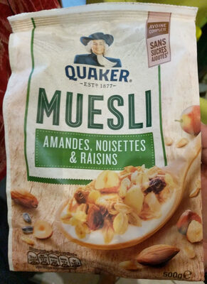 Quaker Muesli Amandes, noisettes & raisins - Produit