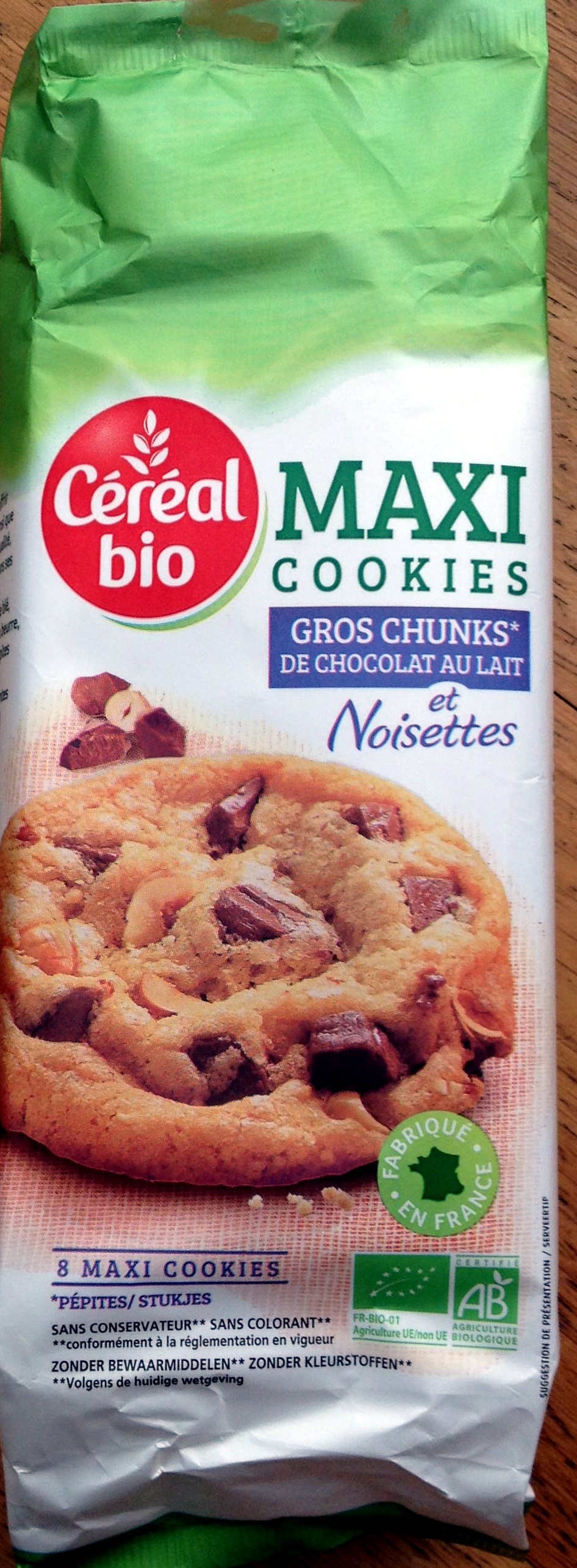 maxi cookies gros chunks de chocolat au lait et noisettes - Product - fr