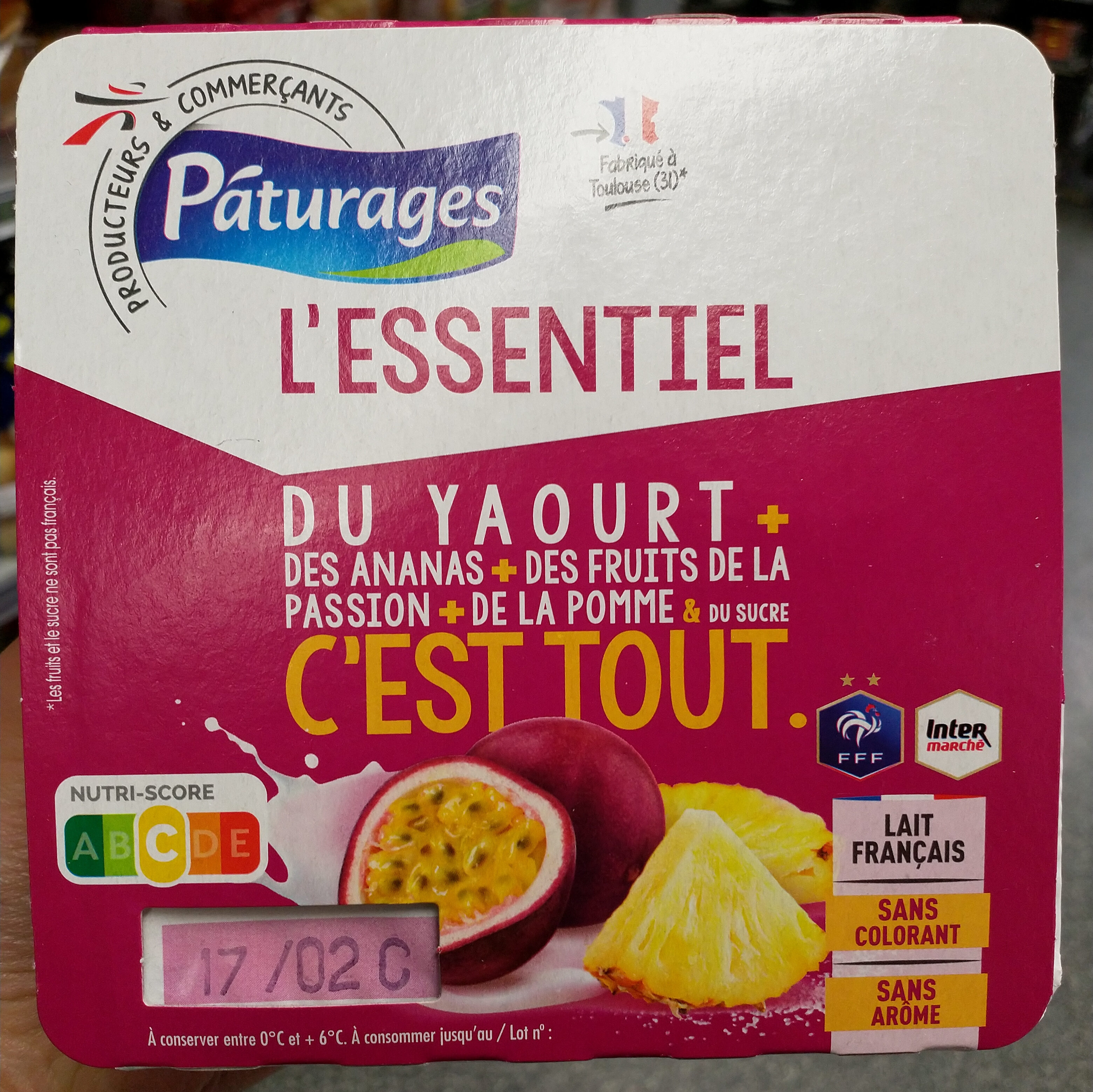 Du yaourt + des ananas + des fruits de la passion + de la pomme & du sucre c'est tout - Product - fr