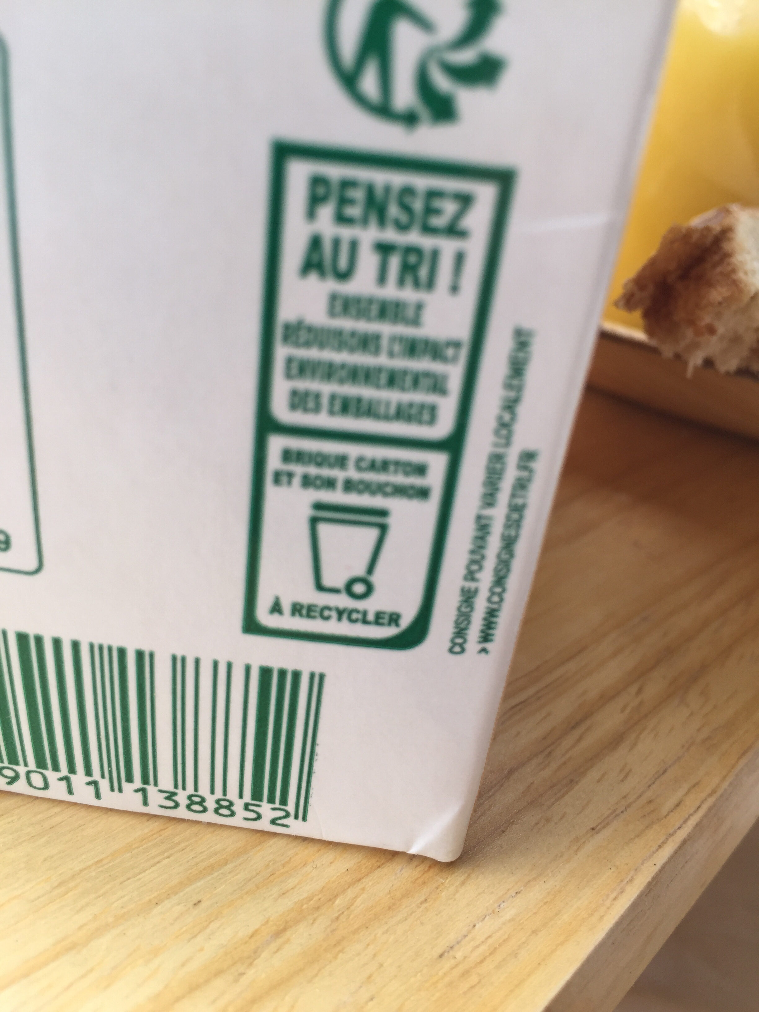 Boisson au soja français petit épeautre et noisette - Recycling instructions and/or packaging information - fr