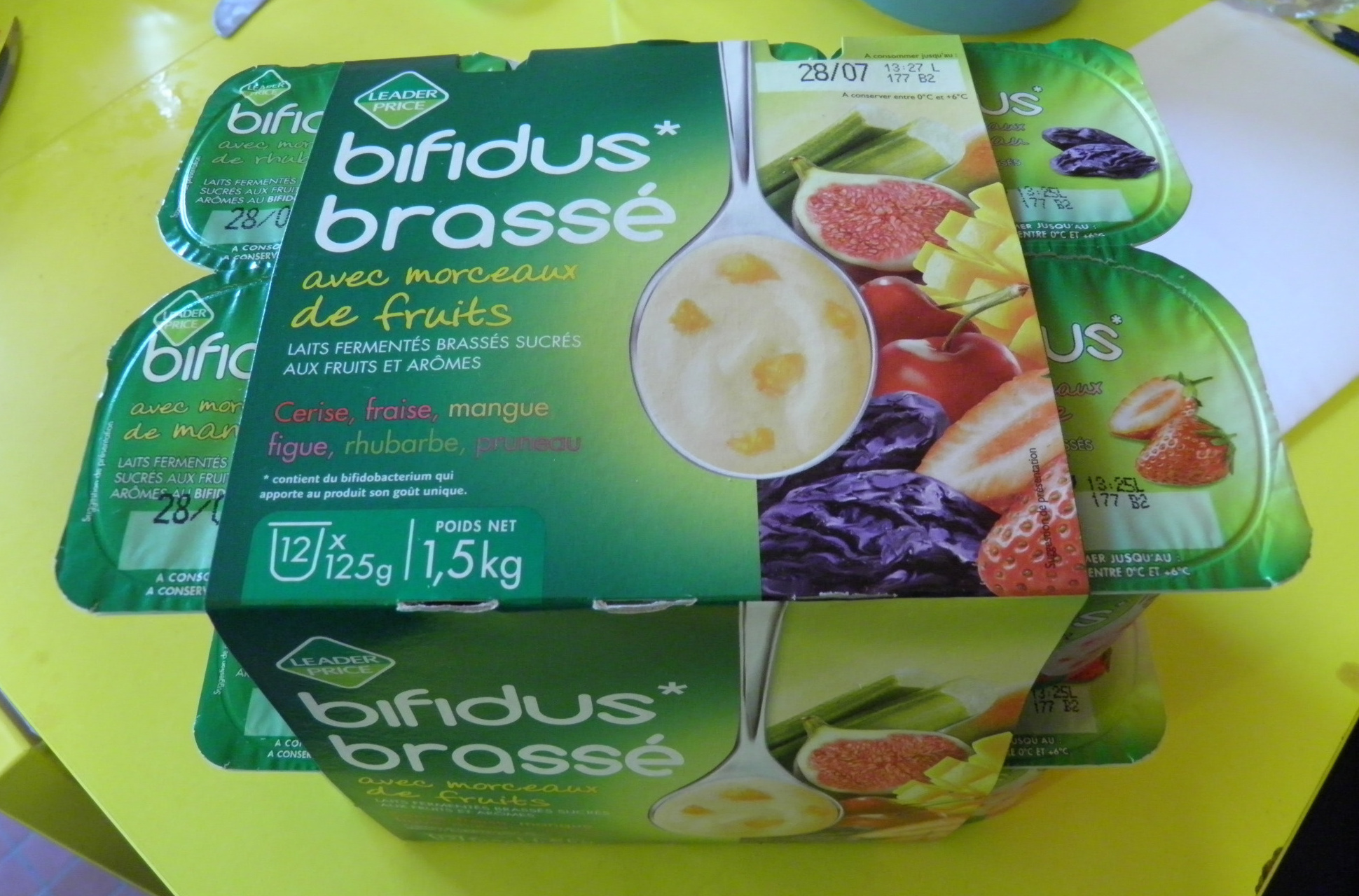 Bifidus brassé avec morceaux de fruits (cerise, fraise, mangue, figue, rhubarbe, pruneau) - نتاج - fr