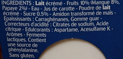 Spécialité laitière maigre sur lit de fruits, aromatisée, avec sucres et édulcorants - Ingrédients