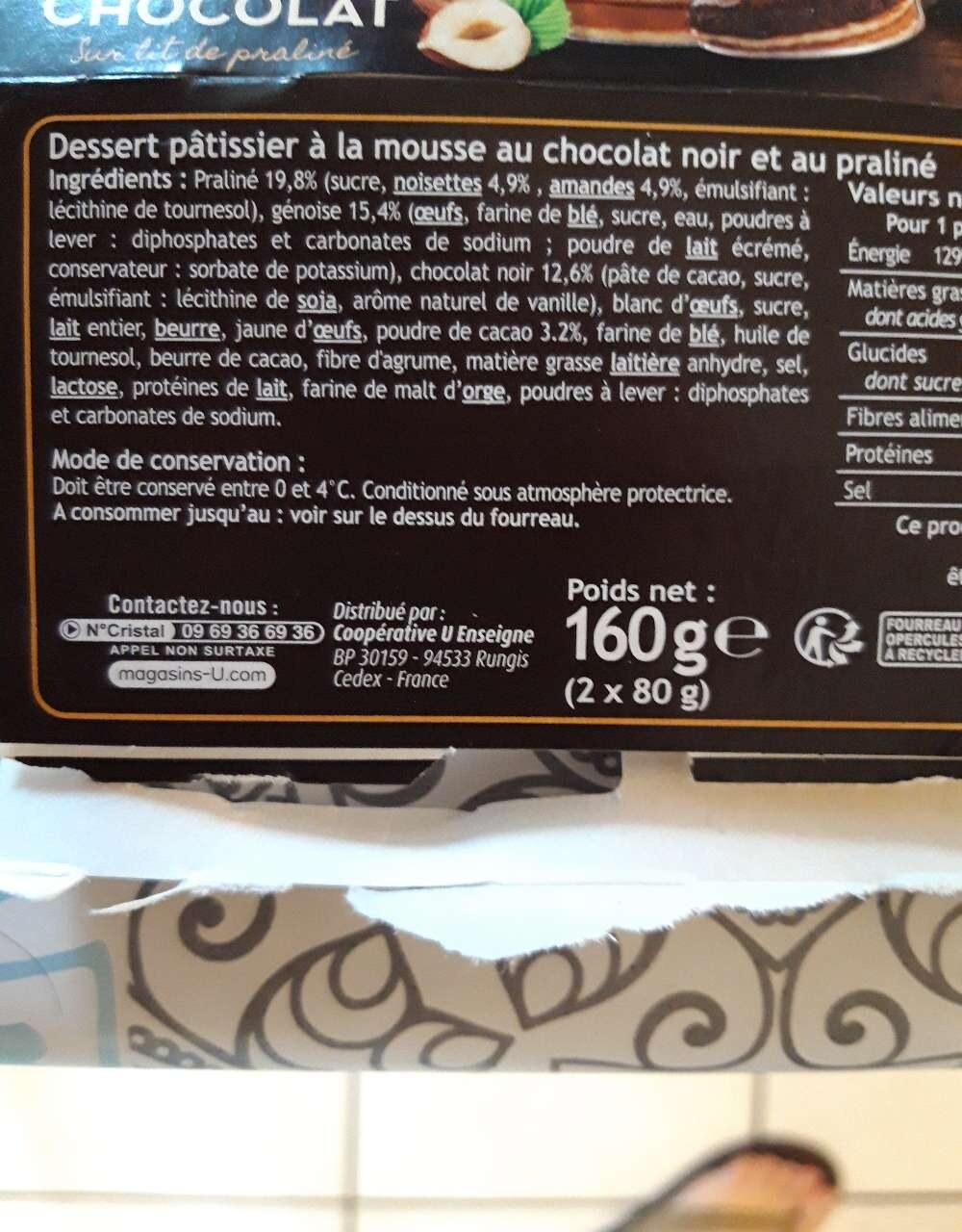 Dessert pâtissier royal chocolat sur lit de praliné - المكونات - fr