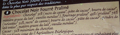 Chocolat noir fourré praliné - Ingredientes - fr
