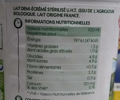 Lait demi-écrémé - Nutrition facts - fr