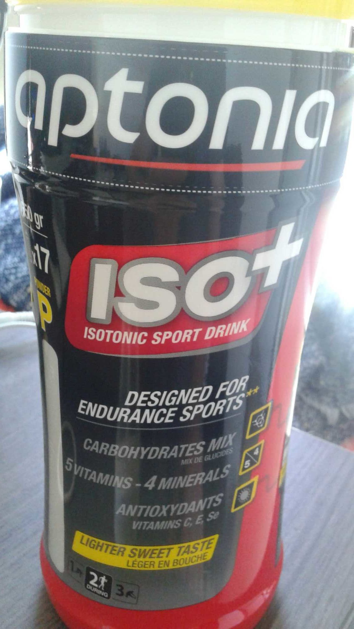 Isotonic sport drink - Product - fr