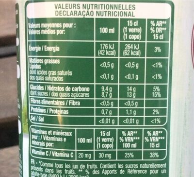 100% Pur jus d'orange sans pulpeNaturellement riche en vitamine C - Nutrition facts - fr