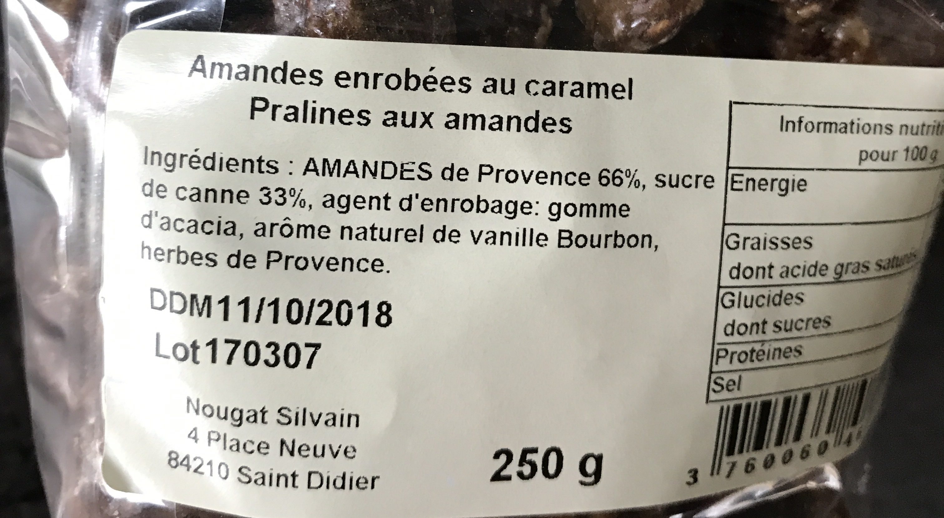 Amandes enrobées au caramel pralines aux amandes - Ingredients - fr