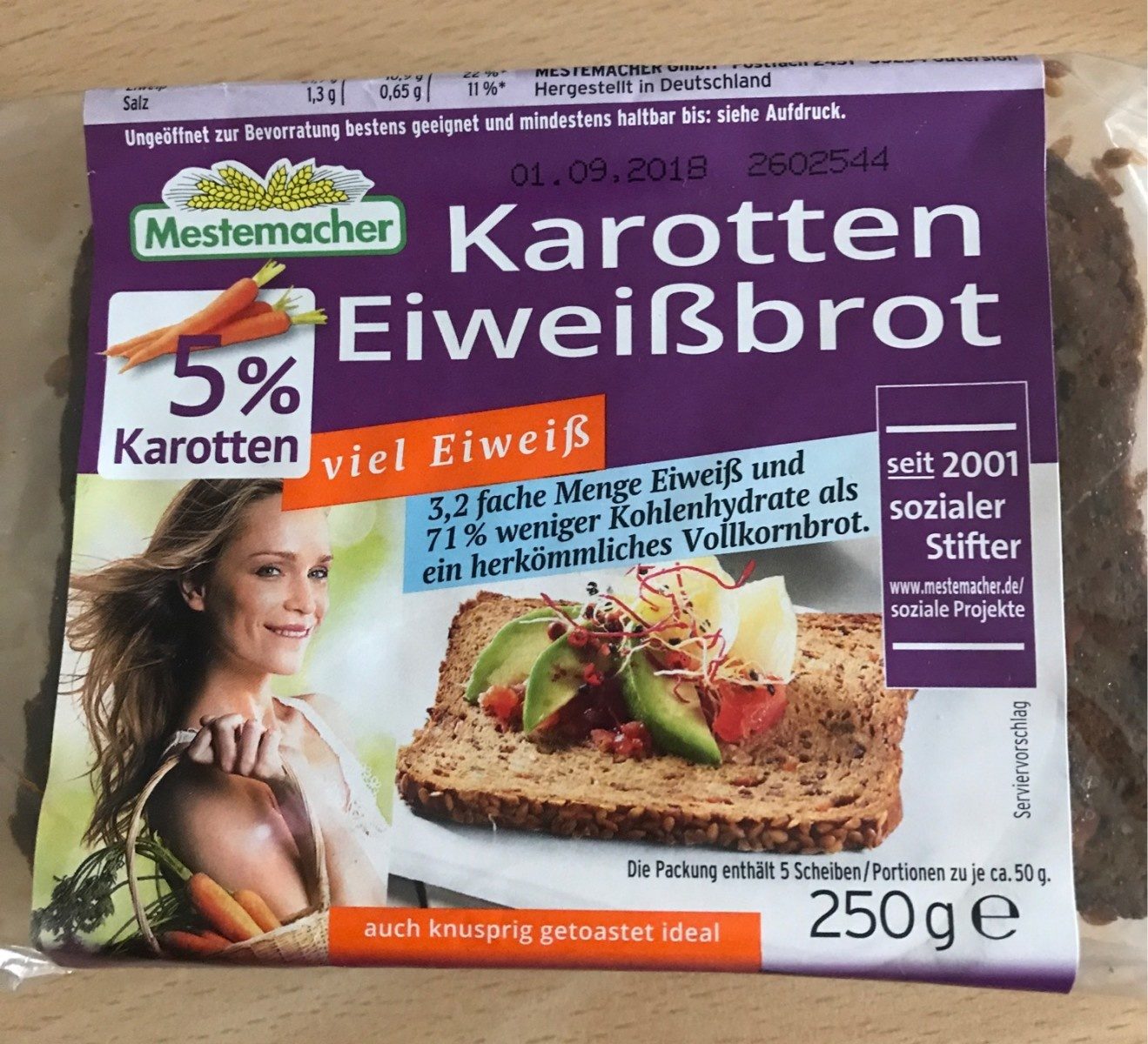 Karotten Eiweißbrot - Produit