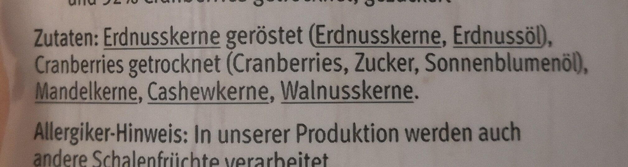 Studentenfutter ohne Rosinen mit saftigen Cranberries - Ingredients - de