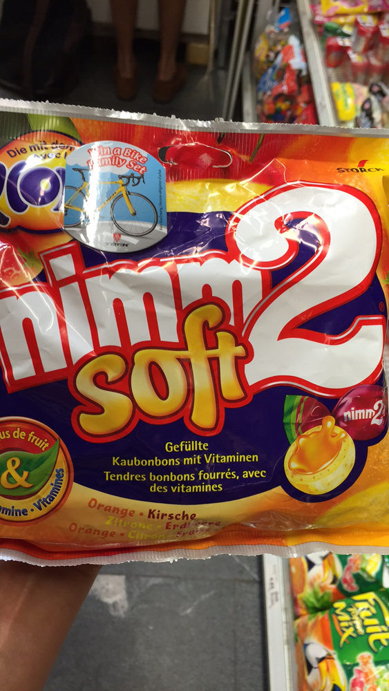 Soft: tendres bonbons fourrés, avec des vitamines - Produkt - fr
