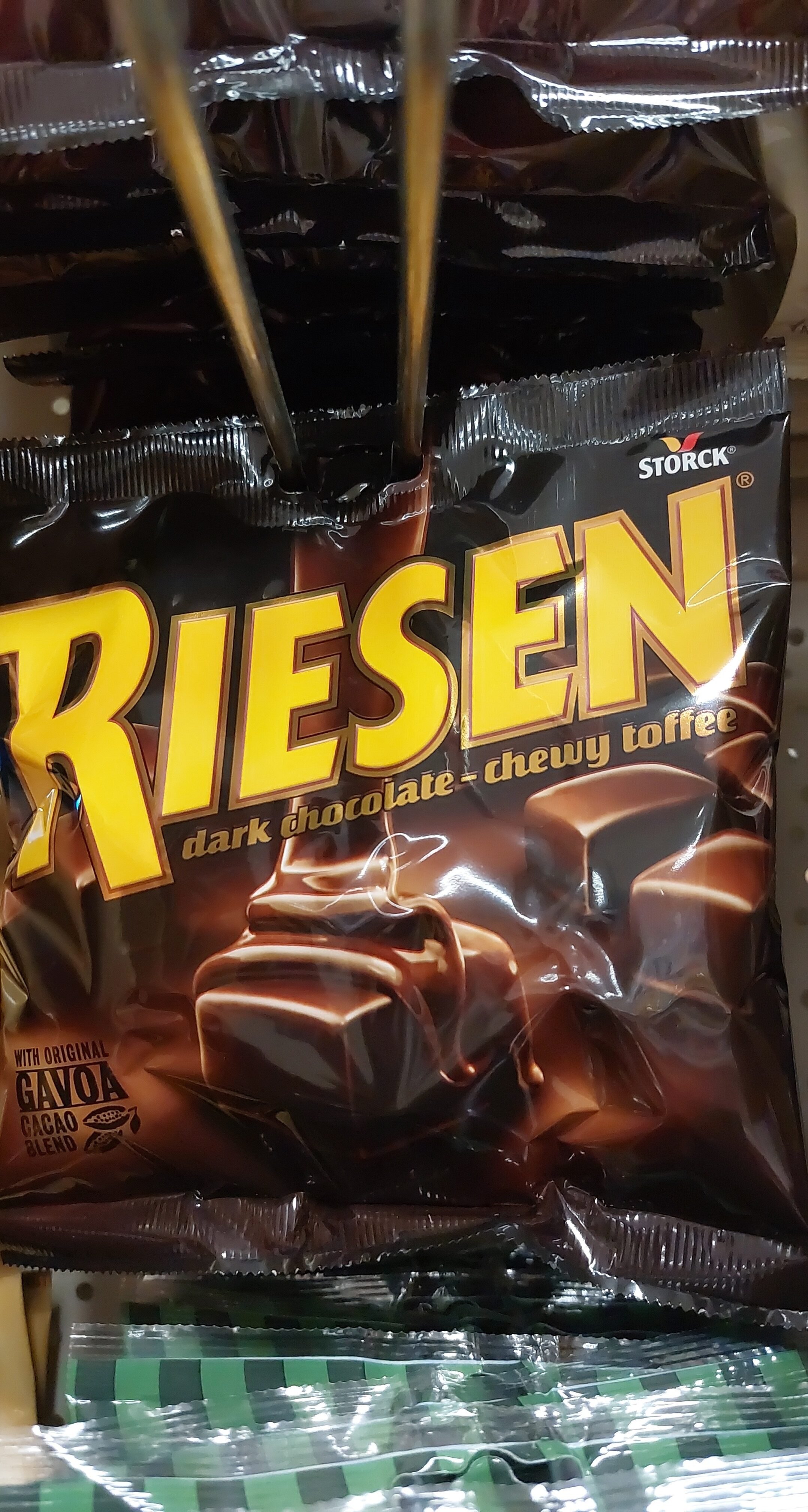 Riesen dark chocolate-chewy toffee - Produkt - en