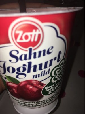 Sahne Joghurt mild Amarena-Kirsch - Produit