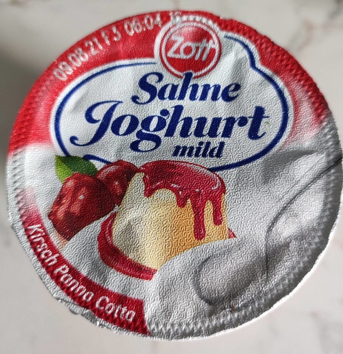 Sahne Joghurt Kirsch Panna Cotta - Product - de