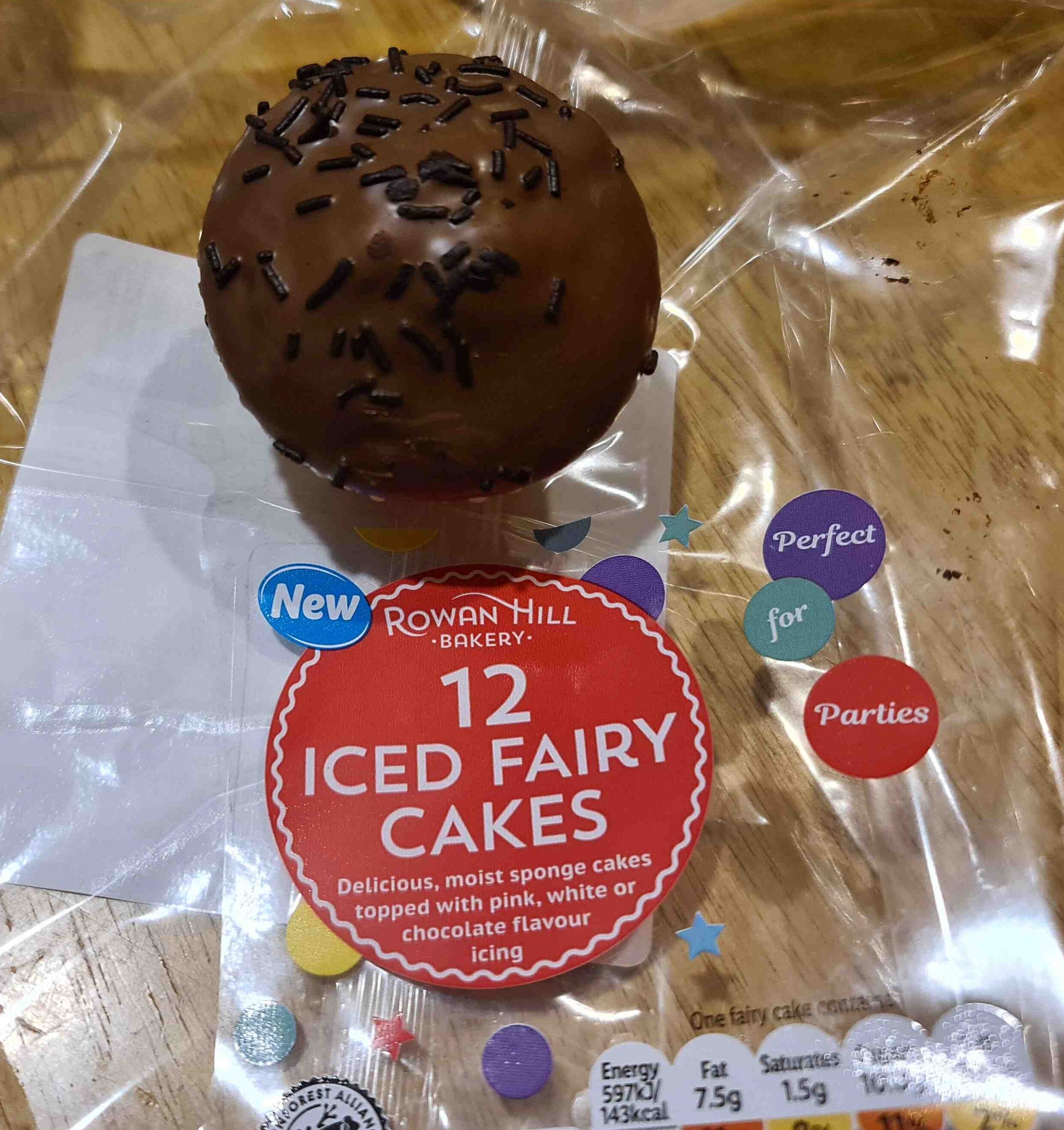 12 iced Fairy cakes - Product