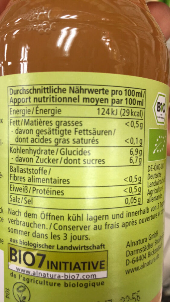 Bio Jus de pomme avec de l'eau gazeuse - Nutrition facts - fr
