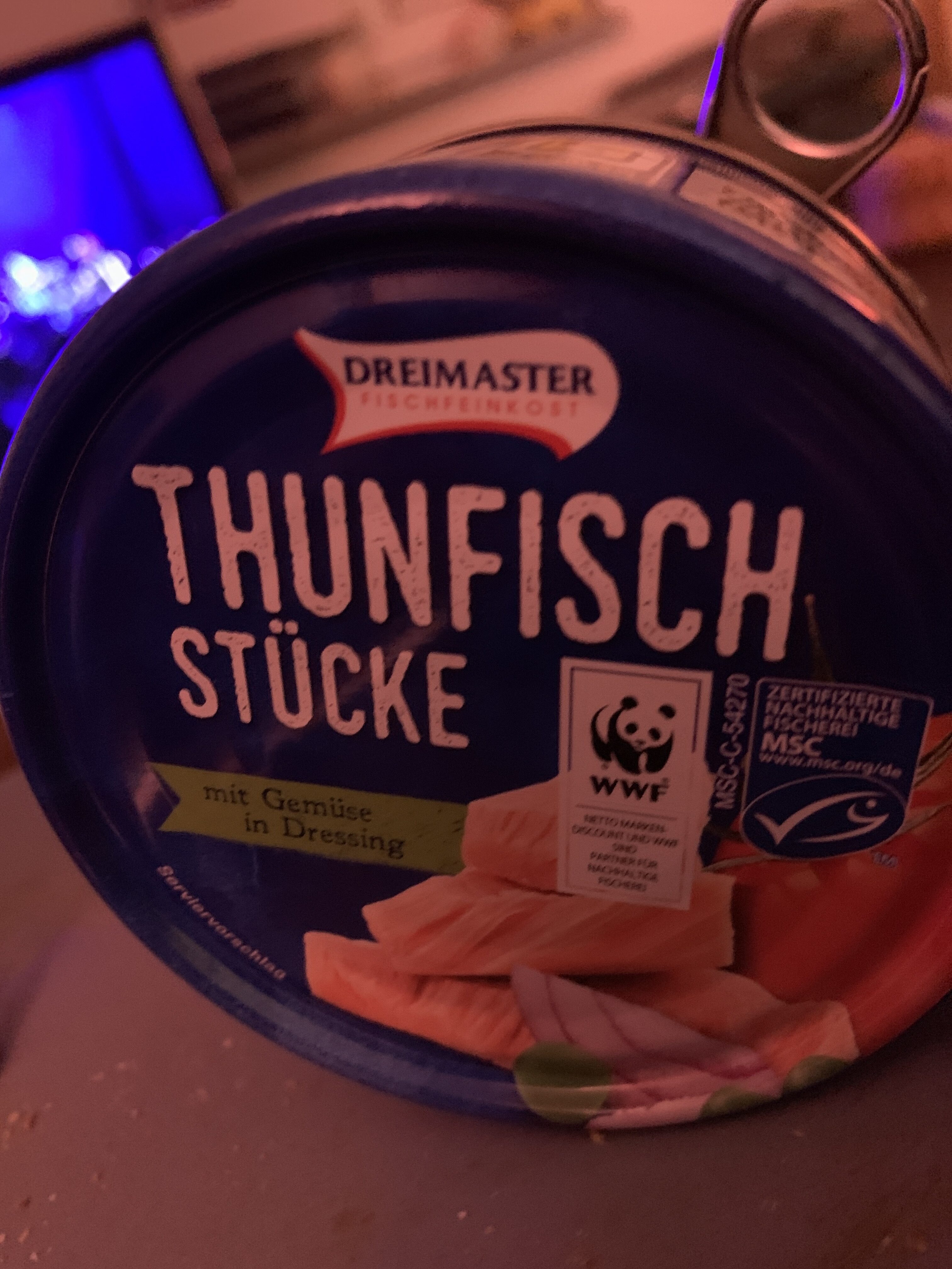 Thunfisch-Stücke mit Gemüse in Dressing - Product