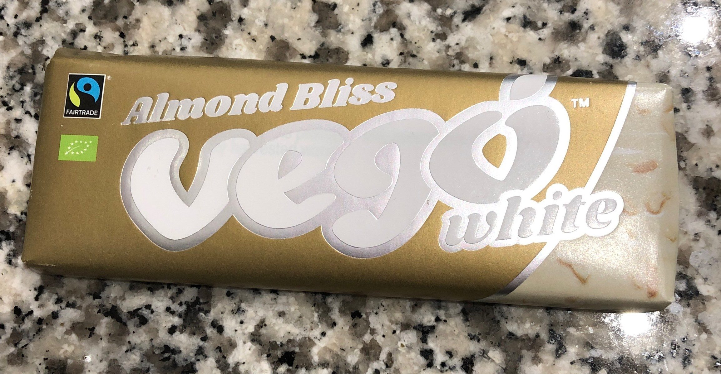White Almond Bliss - Producte - en