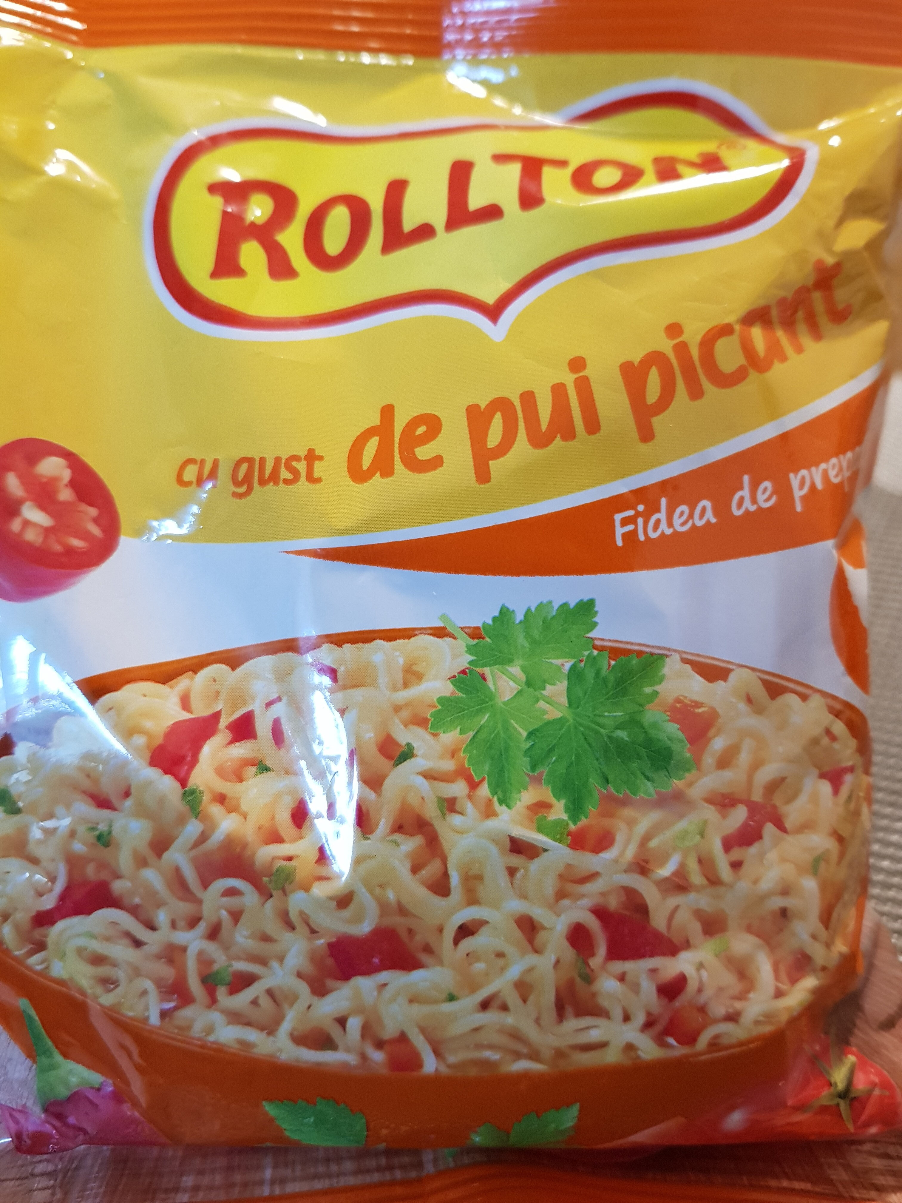 Rollton cu gust de pui picant - Nutrition facts - ro